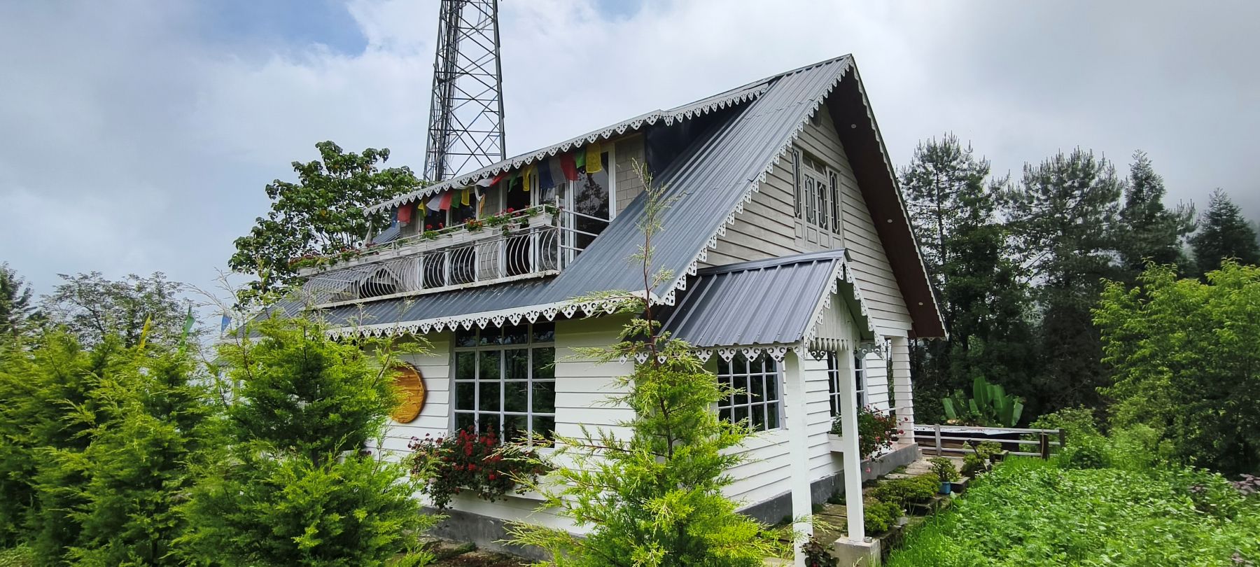 HILLCREST FARMHOUSE
