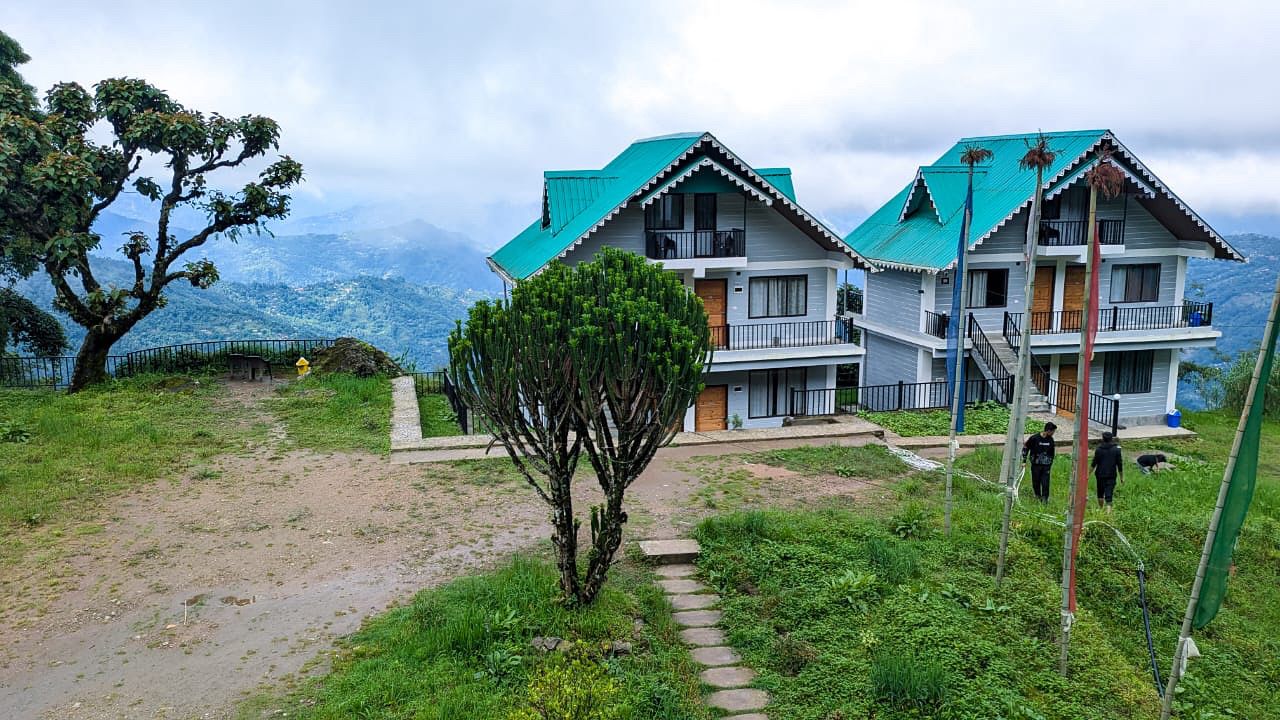 CLOUD VILLA 